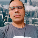 Profesor Austin Mata