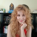 Cláudia Barros