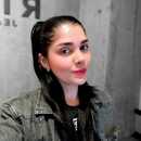 Laura ☺️ Corrales