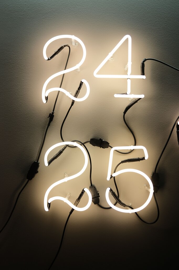 25