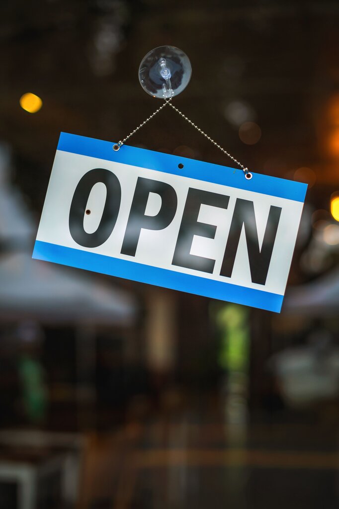 WHICH OF THE FOLLOWING IS AN EXAMPLE OF A 'RESTAURANT CHAIN'?