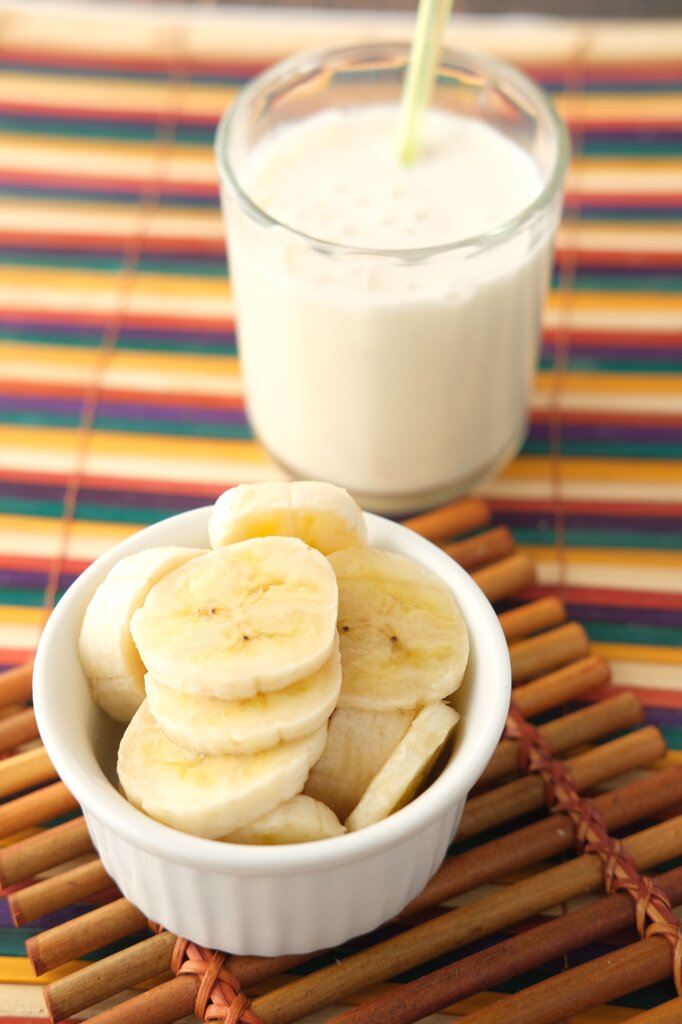 Almond milk smoothie with bananas
