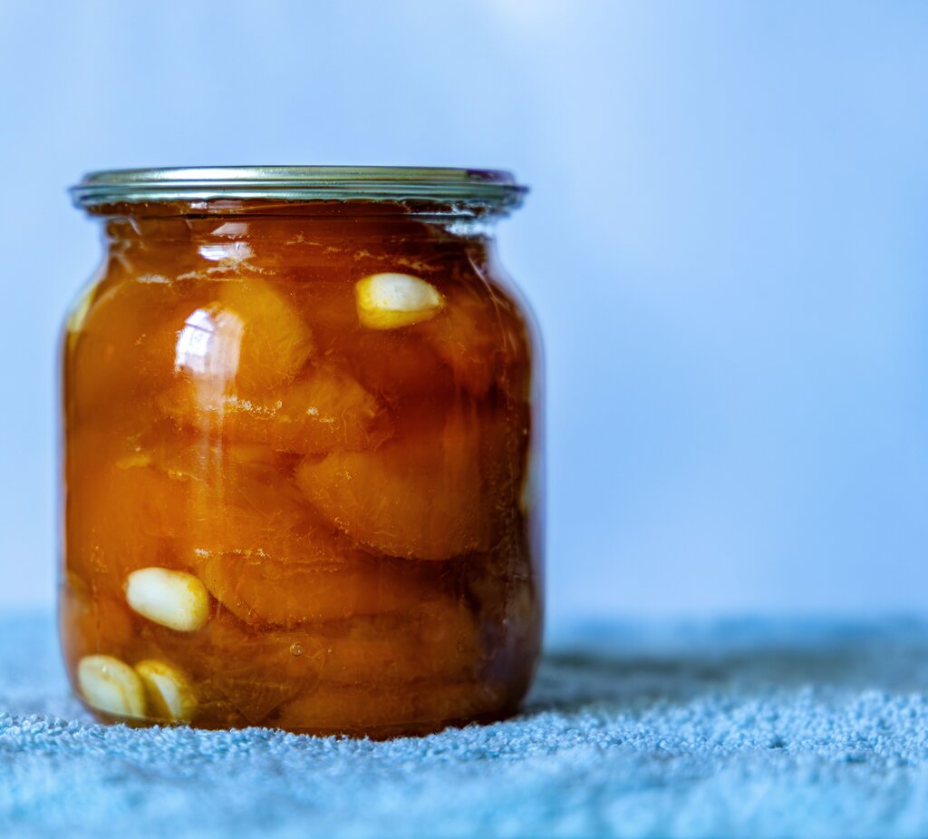 Buah mengalami fermentasi