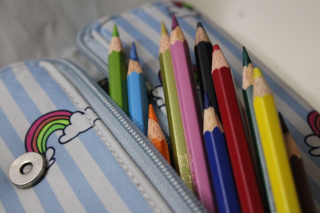 You ______ a pencil case.