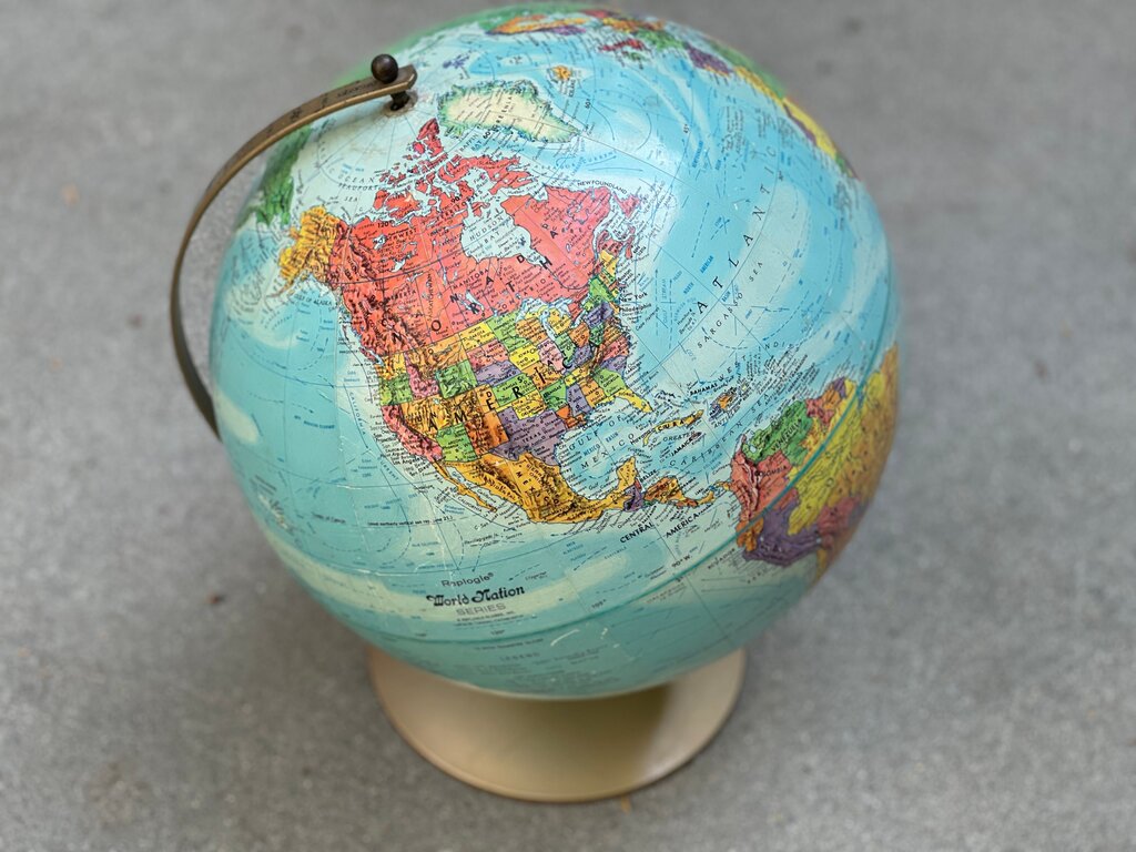 
On which continent is Australia located?