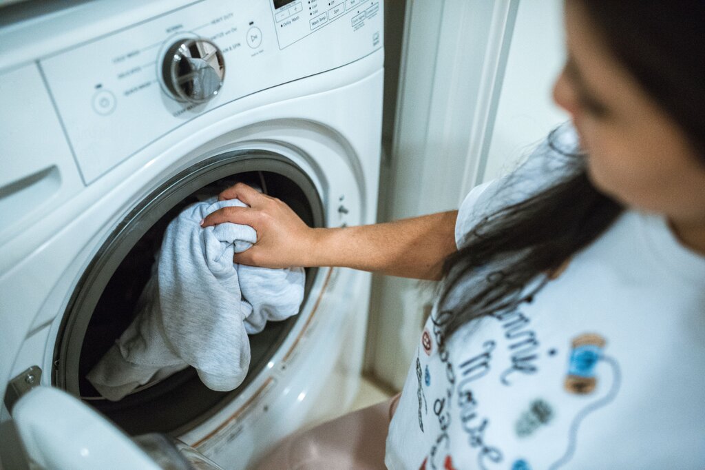 Will she do the laundry?