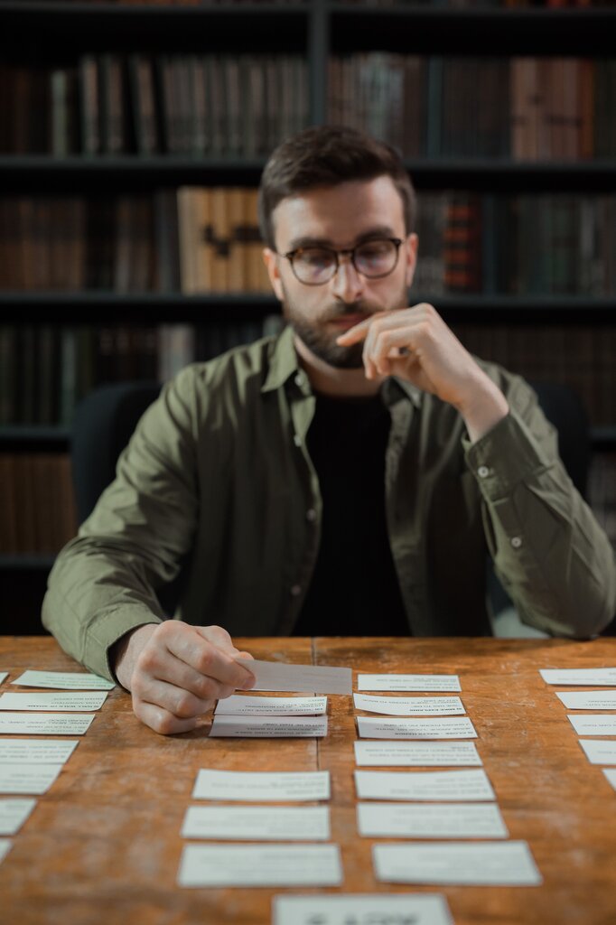 Organizar, interpretar y dar sentido a lo que captan los sentidos