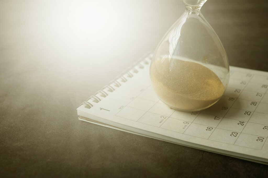 ¿En cuantas horas semanales se limita la jornada en el comercio?
