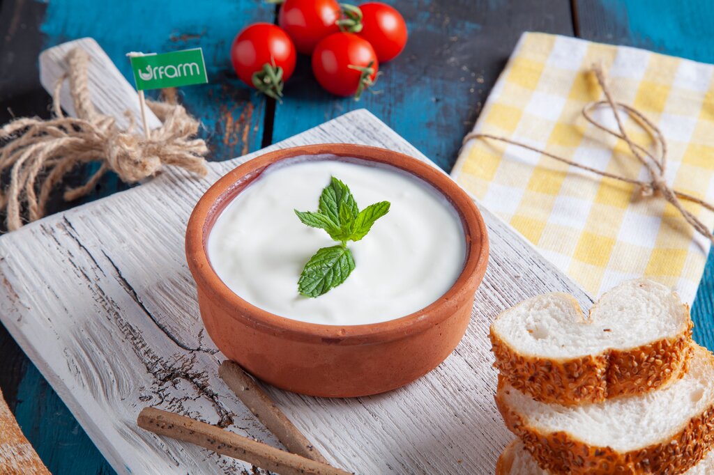 Choose the first sound: yoghurt