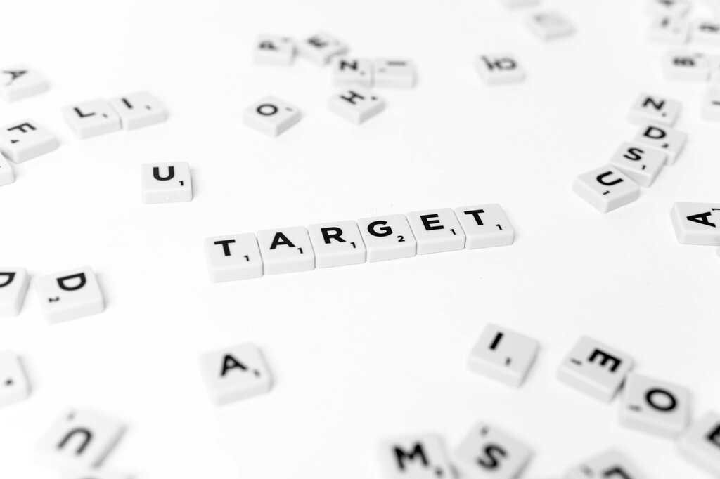 ALL except ONE are example of TARGET GAMES