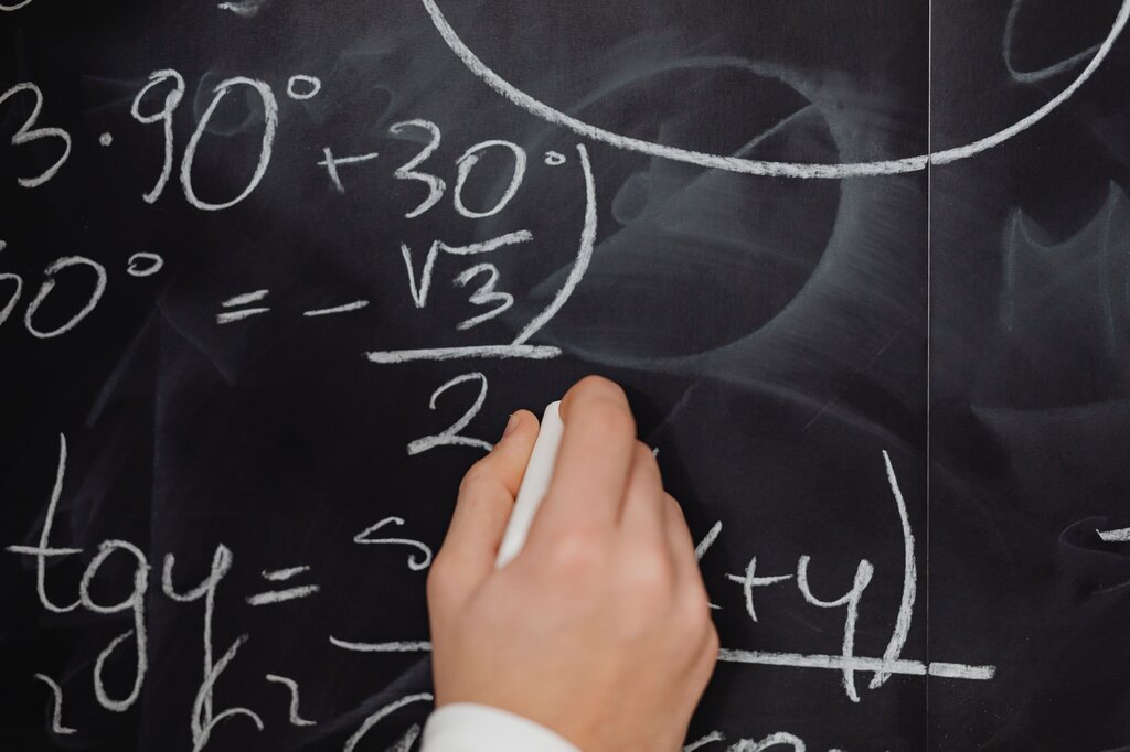 ¿Cuanto es 9x7?