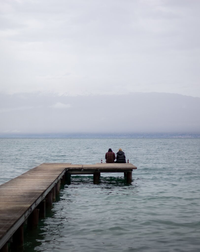 They usually ____ to dock in their holiday