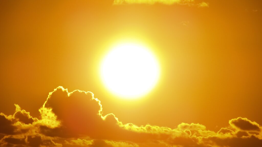 ¿De qué color es el sol?