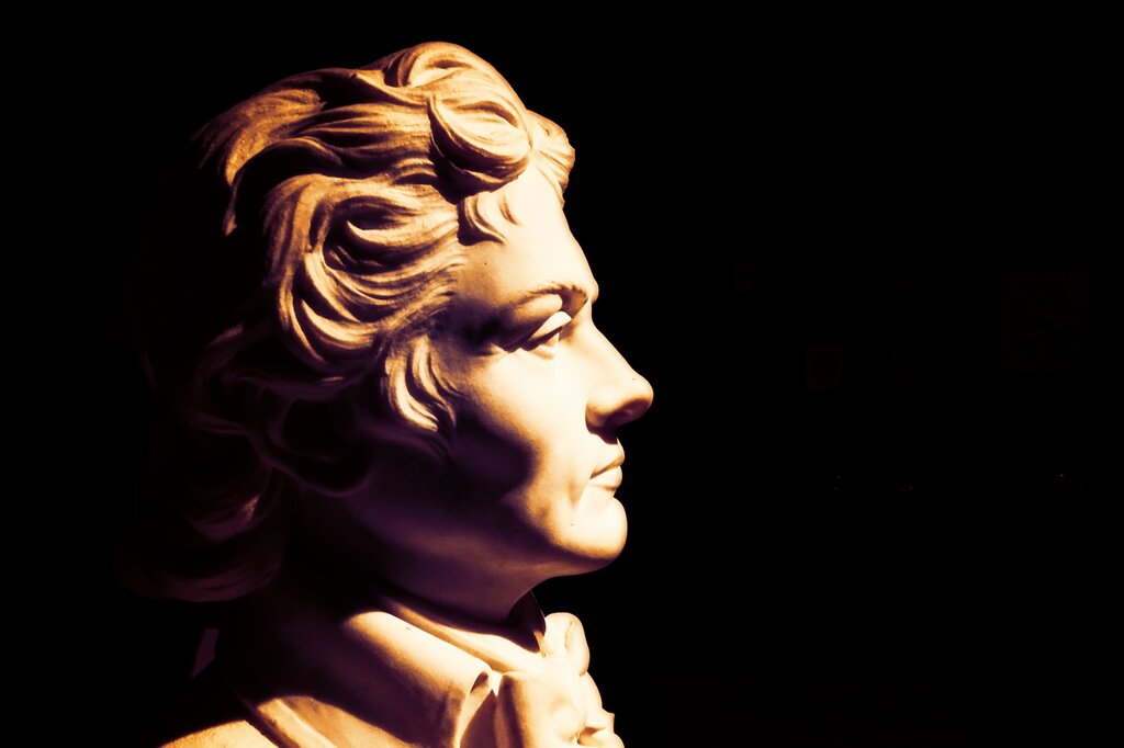 Mozart, Beethoven, Vivaldi.