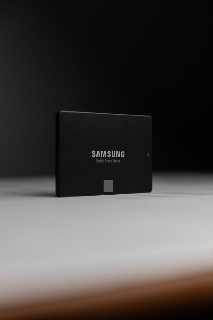 ¿Por qué es innecesario, e incluso perjudicial, desfragmentar un SSD?