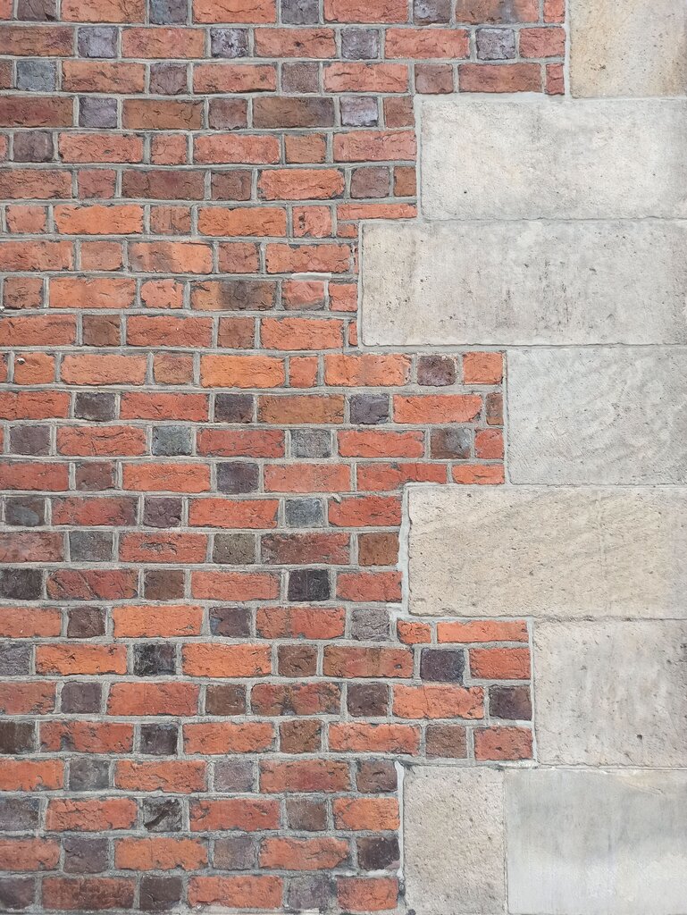 Es útil en la elaboración de grandes cantidades de mezcla o concreto.