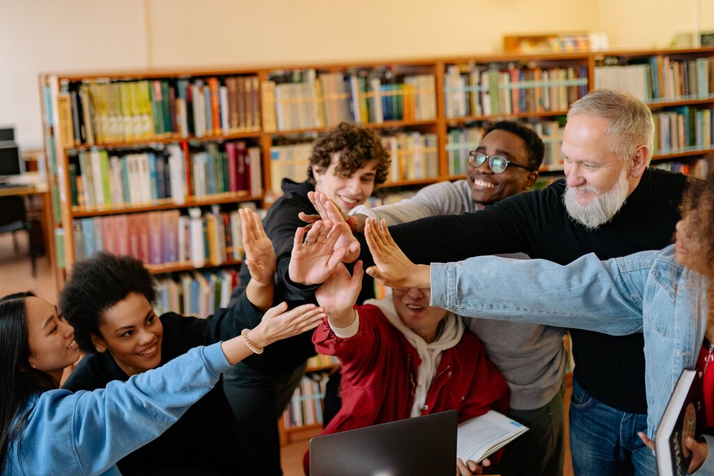 ¿Como se fortalece una Comunidad de Aprendizaje?