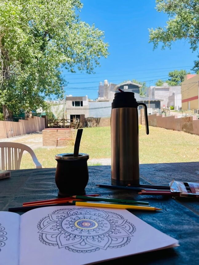 Monte Hermoso, mates y mandalas... Una combinación que le gusta a...