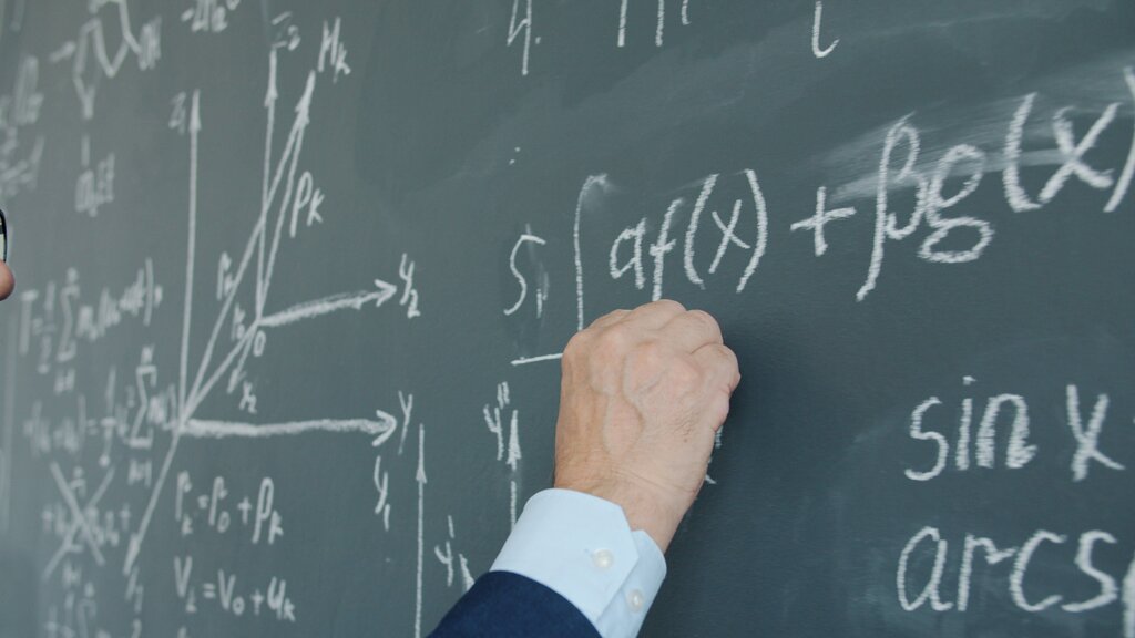 ¿Qué papel debe asumir el docente al trabajar la resolución de problemas?