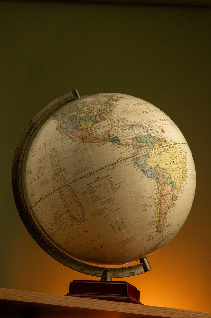 Which hemisphere contains most of North and South America?

