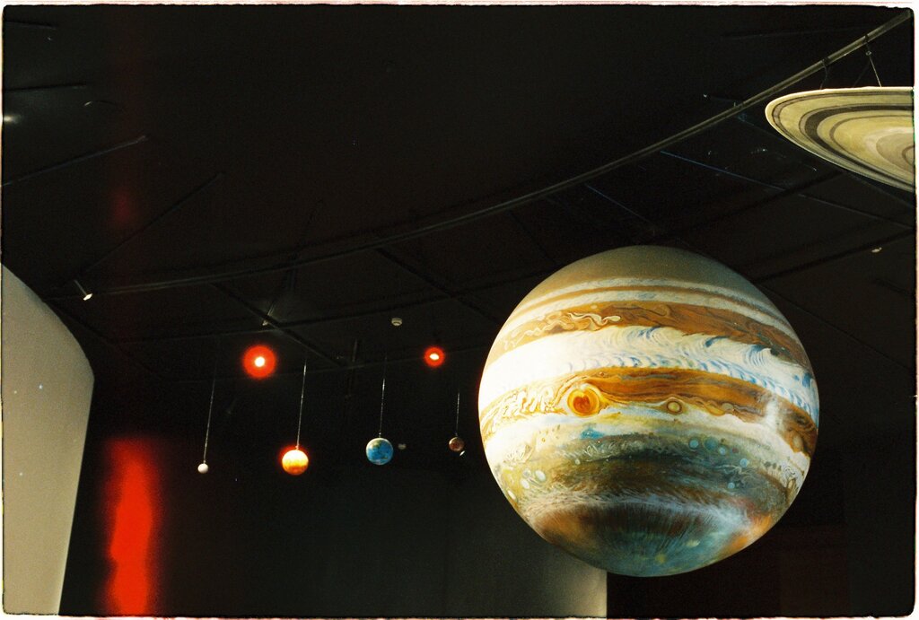 Ciencia que estudia únicamente los planetas.
