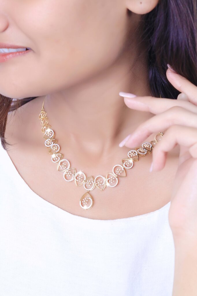This is .(Milik mereka) neckless