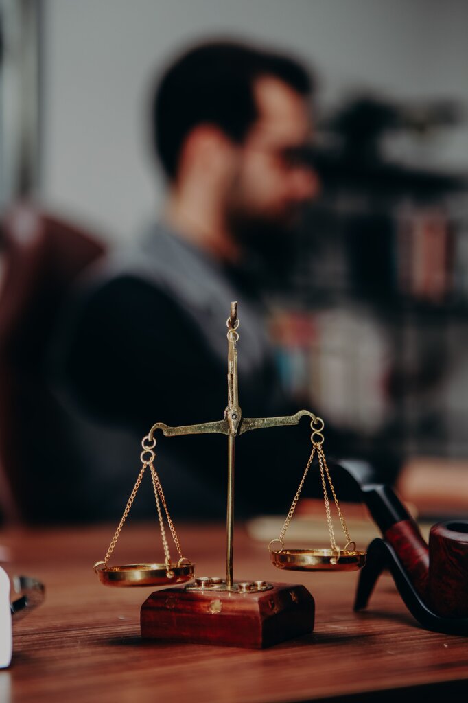 Que las leyes son las mismas en todo lugar