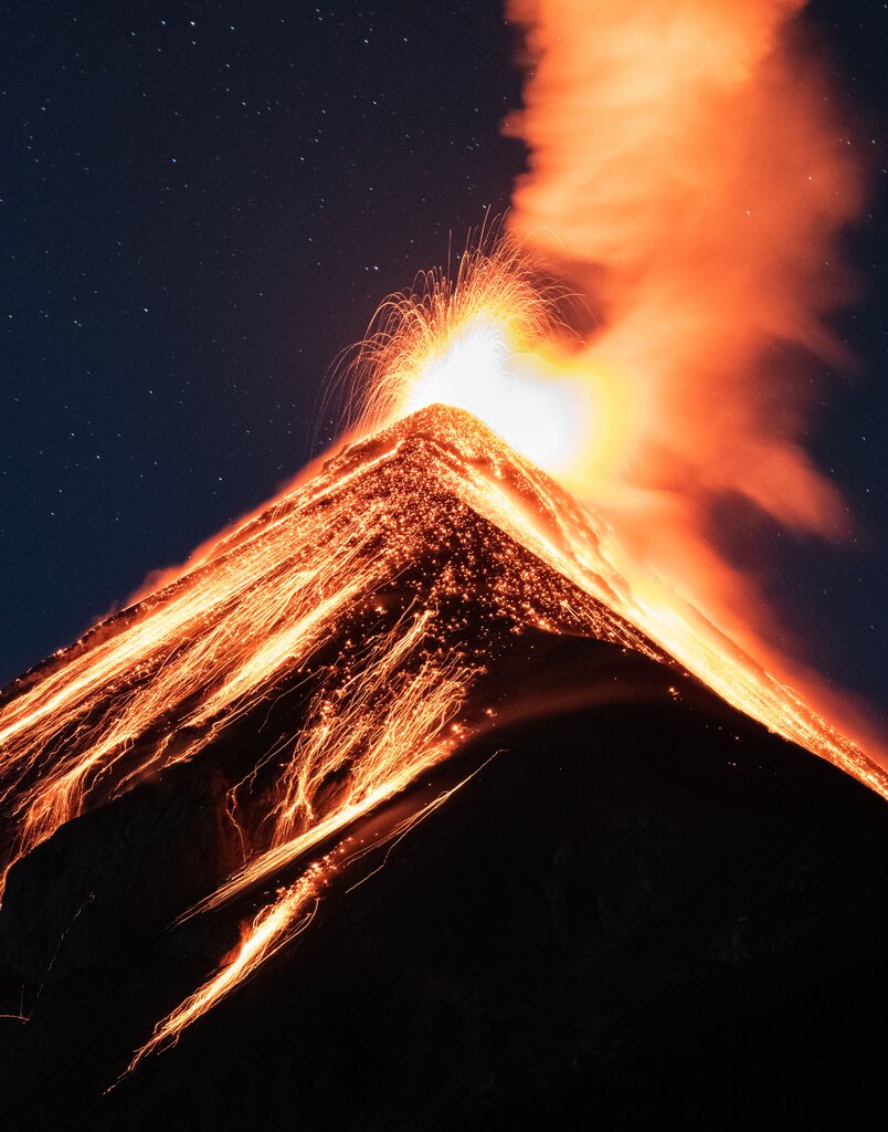 Una erupción volcánica: ¿natural o humano?