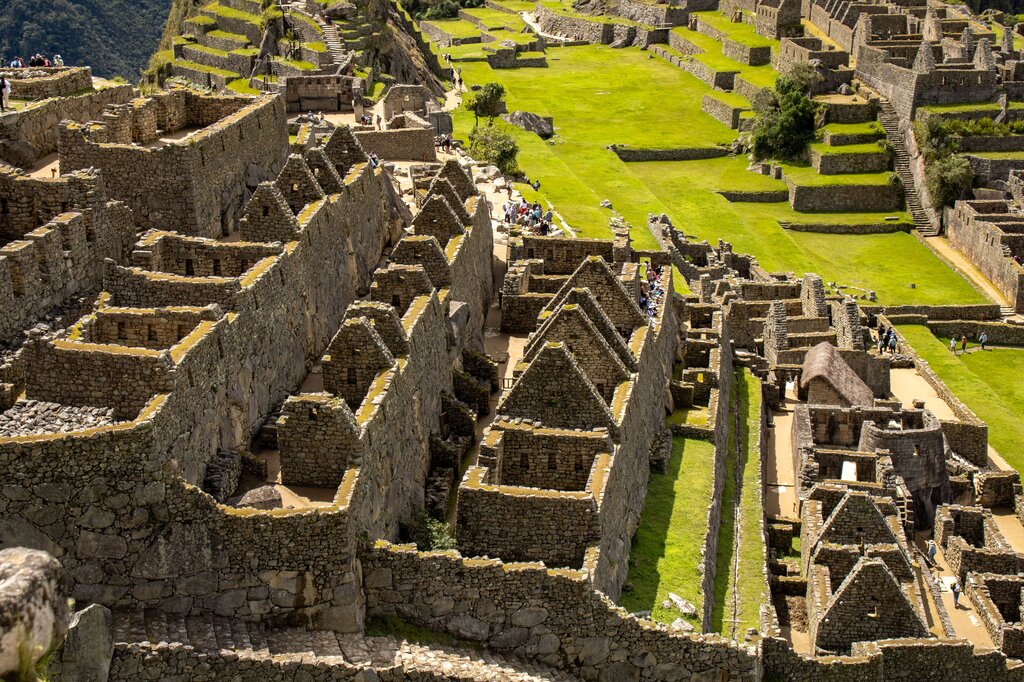 ¿Qué imperio expandió su dominio hacia el actual Ecuador en el siglo XV?