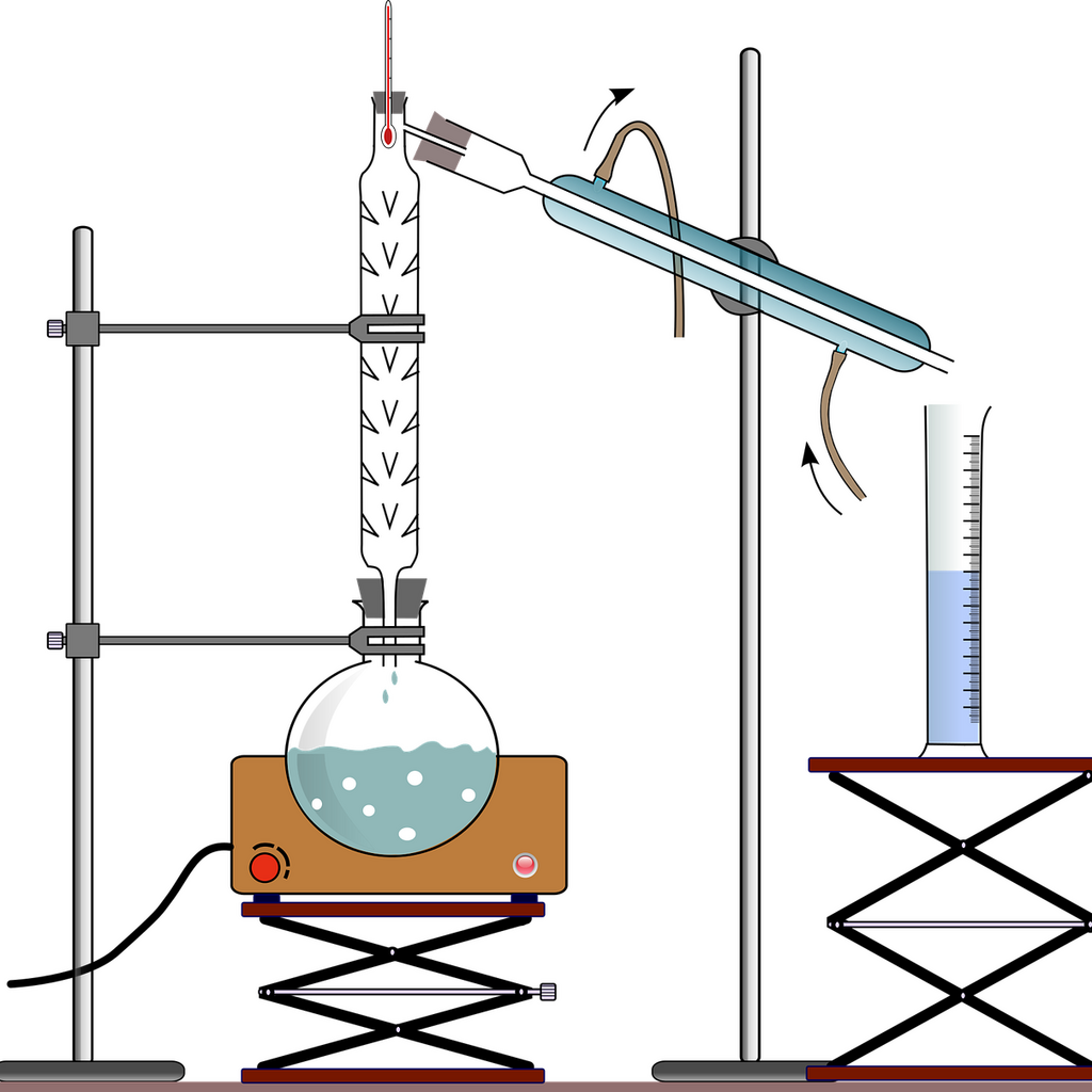¿Cuál es la función principal de la radiación ultravioleta (UV a 254\text{ nm}) en las líneas de purificación de agua y hielo?