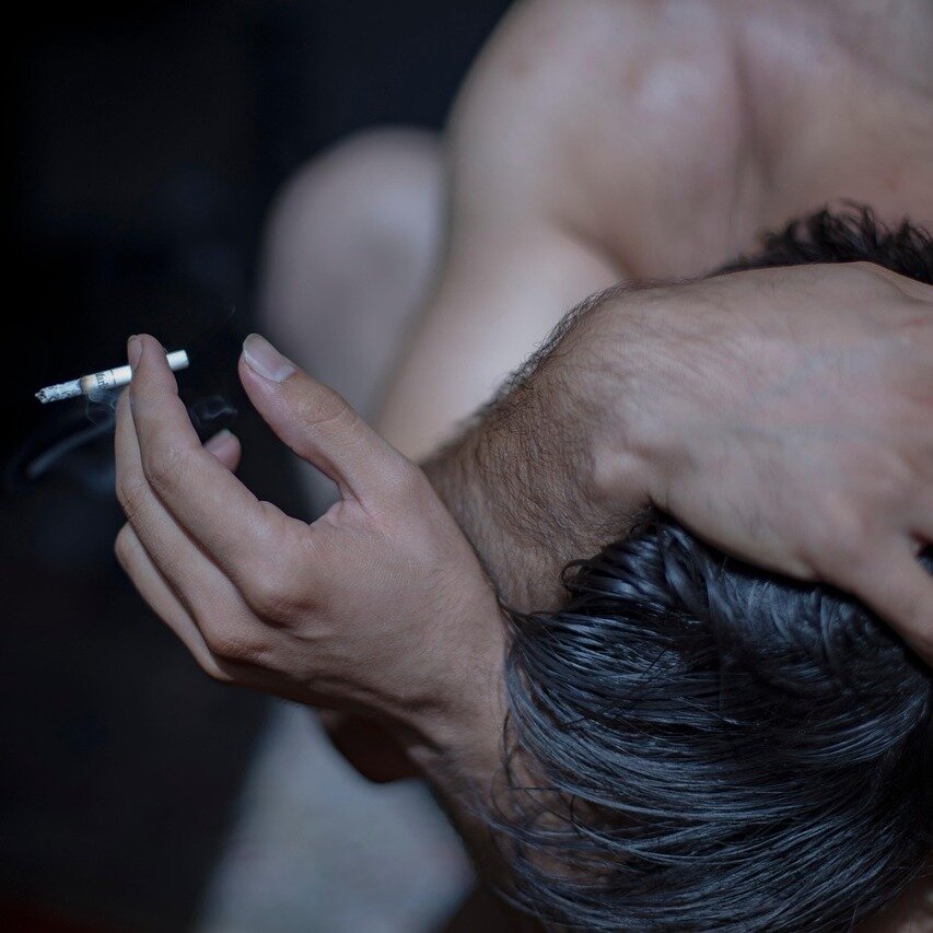 ¿Qué trastorno psicológico puede desarrollarse con el consumo prolongado de sustancias ilícitas? 